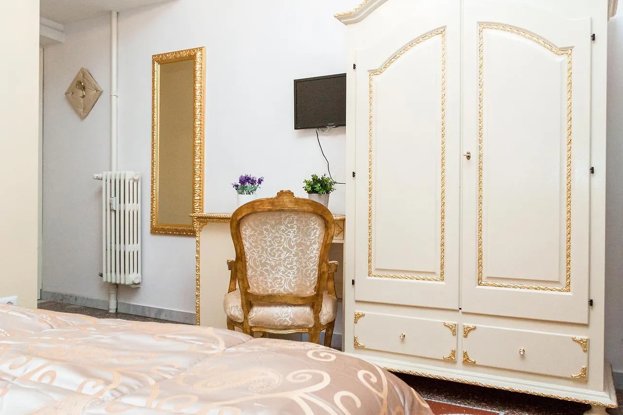 Re di Luna B&B Roma 3*,