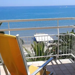 https://hotel-miramare-diano-marina.hotelitalianriviera.com